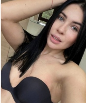 Полина, 25 лет, 2 размер груди